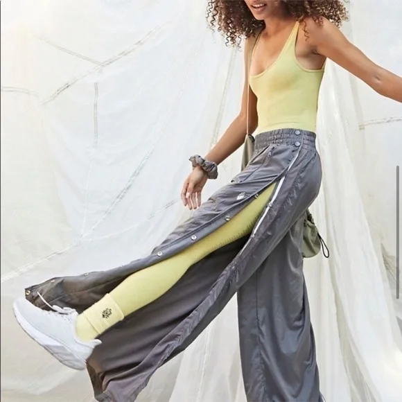 NWOT FP Free People Movement Good Karma Onesie Sz XS/S - Picture 4 of 6